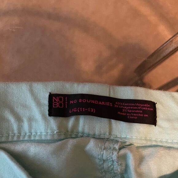 2/$15 Light green Jeggings - Picture 3 of 3